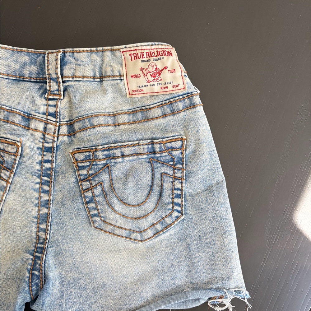 True religion shorts - Picture 2 of 7